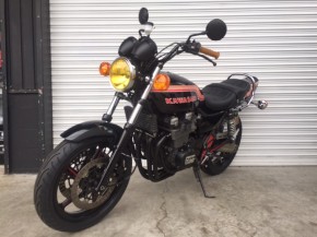 KAWASAKI ゼファー400χ レインボーライン｜旧車カスタム＆レストア