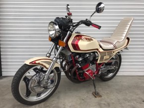 HONDA CBX400F 委託車｜旧車カスタム＆レストア｜テクニカルサービス本