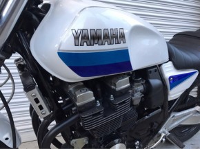 YAMAHA XJR400 NEWペイント｜旧車カスタム＆レストア