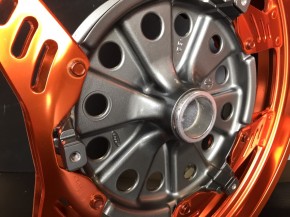 CBX400F ホイール・カバー類ペイント例|旧車カスタム&レストア CBX400F ホイール・カバー類ペイント例|旧車カスタム&レストア