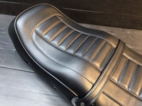 CB400F純正風 シート張替え|旧車カスタム&レストア CB400F純正風 シート張替え|旧車カスタム&レストア